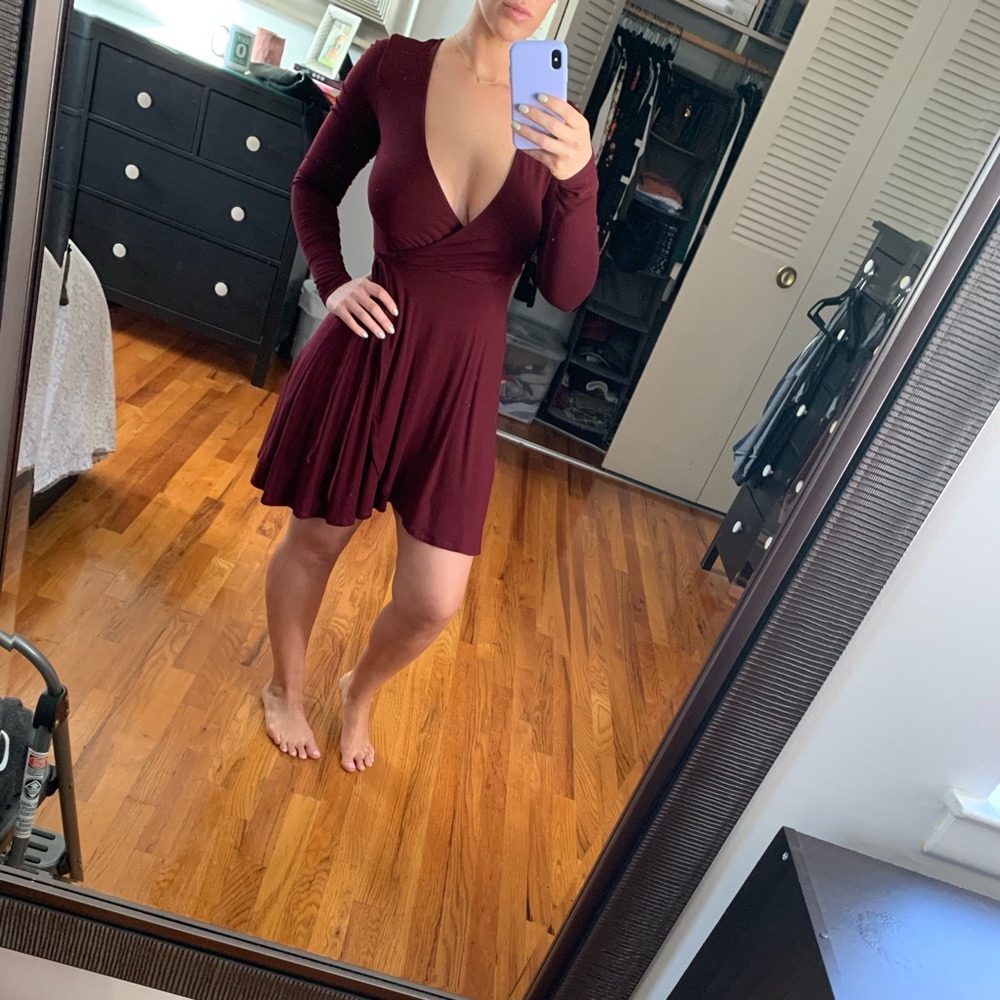 Maroon dress 👗